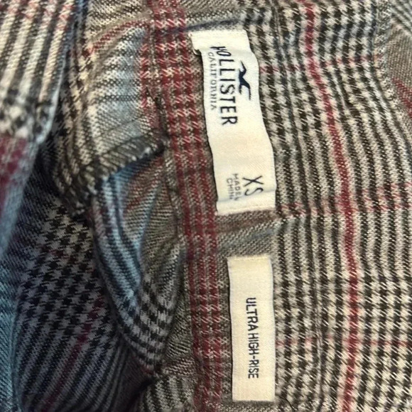 Hollister Ultra High-Rise pants - Picture 3 of 3